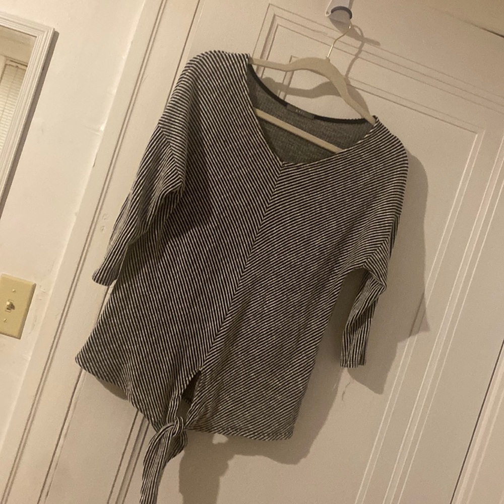 Women’s size small top